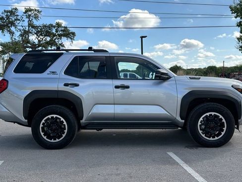 Certified 2025 Toyota 4Runner TRD Off-Road Premium w/ Tow Technology Package image 4