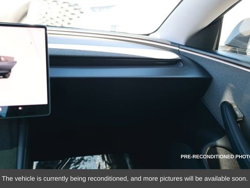 Used 2024 Tesla Model 3 Standard Range image 27