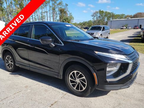 Used 2022 Mitsubishi Eclipse Cross ES image 3