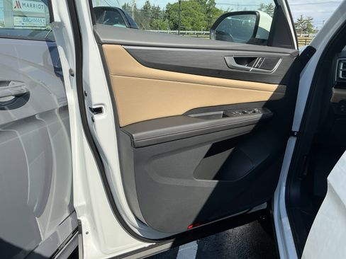 New 2026 Volkswagen Atlas Cross Sport SE AWD/4WD image 9