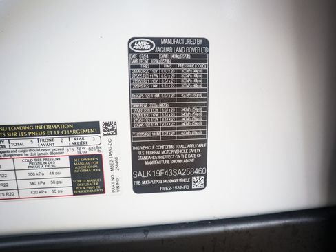 Used 2025 Land Rover Range Rover Autobiography image 35