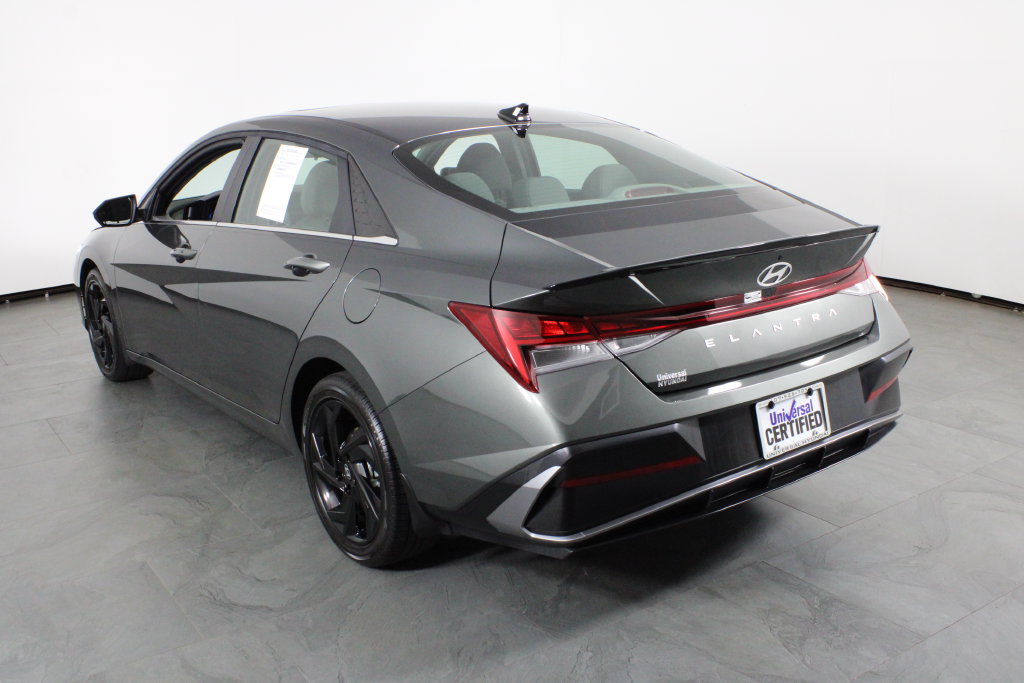 Certified 2026 Hyundai Elantra SEL Sport Premium FWD image 16