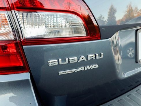 Used 2017 Subaru Outback 3.6R Limited image 23