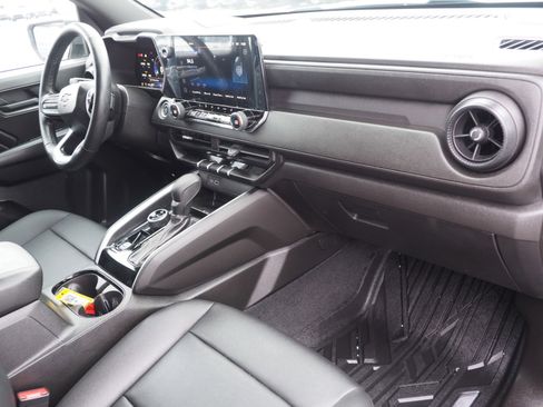 Used 2025 Chevrolet Colorado Trail Boss image 20