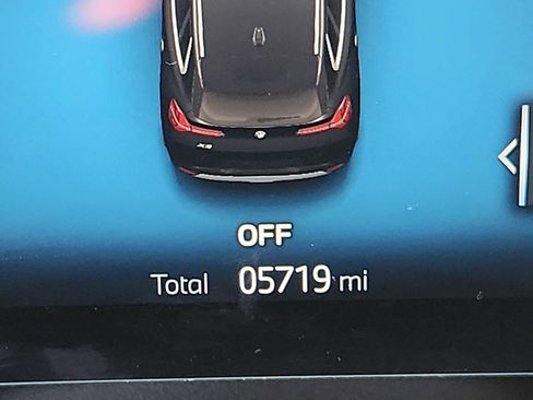 Used 2025 BMW X3 xDrive30i w/ Premium Package image 18