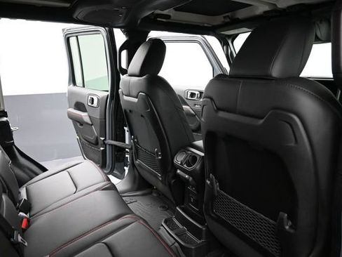 Used 2026 Jeep Wrangler Unlimited Rubicon AWD/4WD image 23