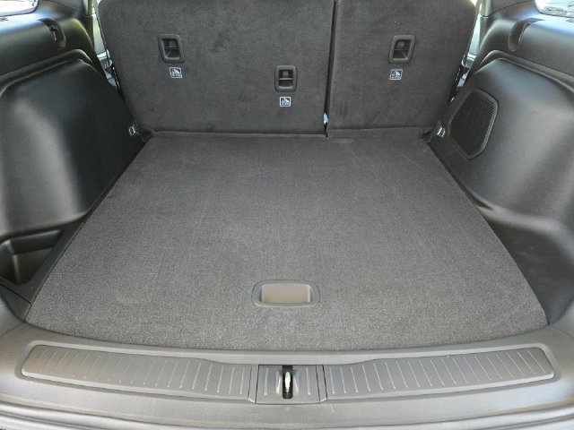 New 2027 Jeep Grand Cherokee Limited RWD image 23