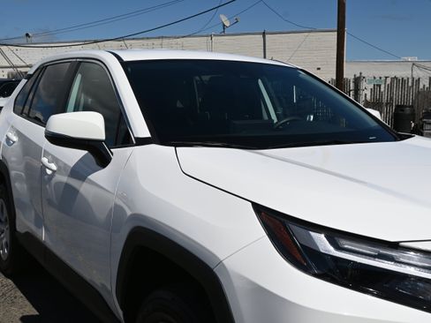 Used 2023 Toyota RAV4 LE image 20