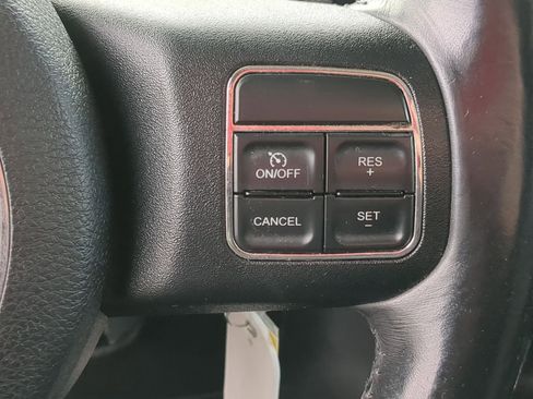 Used 2013 Jeep Wrangler Unlimited Sahara w/ Connectivity Group image 28