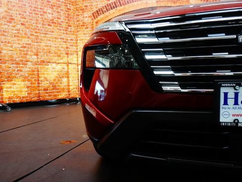 Certified 2025 Nissan Rogue SV AWD/4WD image 63