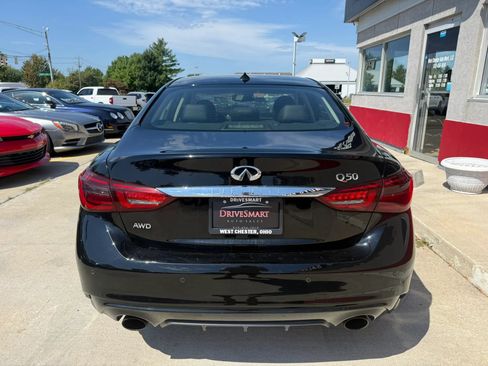 Used 2018 INFINITI Q50 Luxe w/ Essential Package (3.0T Luxe) AWD/4WD image 7