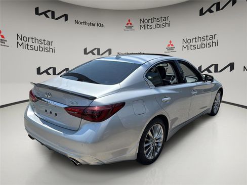 Used 2020 INFINITI Q50 Luxe w/ Essential Package (3.0T Luxe) AWD/4WD image 6