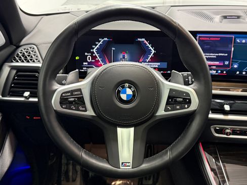 Used 2024 BMW X5 xDrive40i AWD/4WD image 19