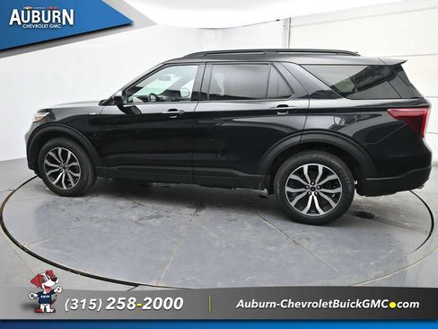 Used 2023 Ford Explorer ST-Line w/ Class IV Trailer Tow Package AWD/4WD image 15