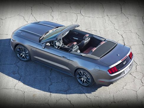 Used 2016 Ford Mustang Premium image 1