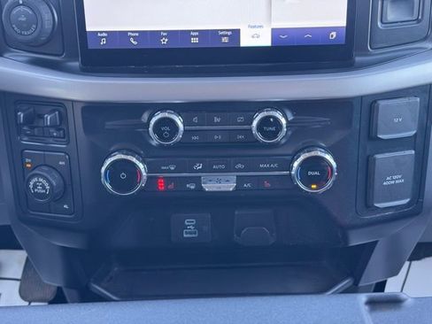 Used 2022 Ford F150 XLT w/ Equipment Group 302A High image 18