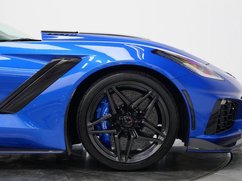 Used 2019 Chevrolet Corvette ZR1 RWD image 55