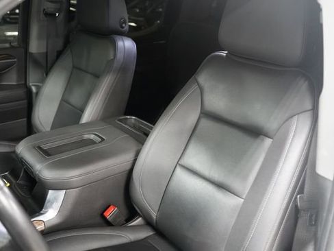 Used 2022 GMC Sierra 1500 Elevation w/ Elevation Premium Package AWD/4WD image 11