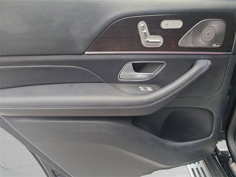Used 2022 Mercedes-Benz GLS 450 4MATIC image 21