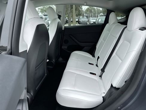 Used 2023 Tesla Model Y Long Range image 15