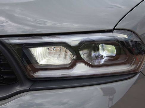 Used 2025 Dodge Durango GT AWD/4WD image 5