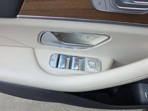 Used 2020 Mercedes-Benz GLE 350 4MATIC image 27