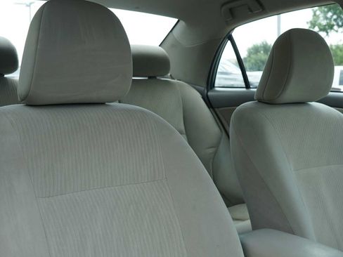 Used 2010 Toyota Corolla LE FWD image 27