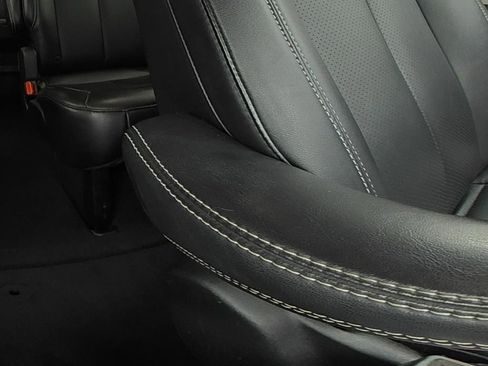 Used 2024 Chrysler Pacifica Touring-L FWD image 17