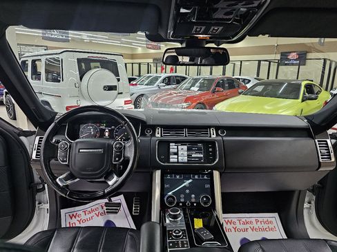 Used 2014 Land Rover Range Rover Supercharged image 28