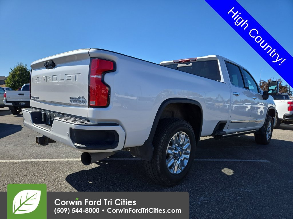 Used 2024 Chevrolet Silverado 3500 High Country w/ High Country Premium Package AWD/4WD image 13