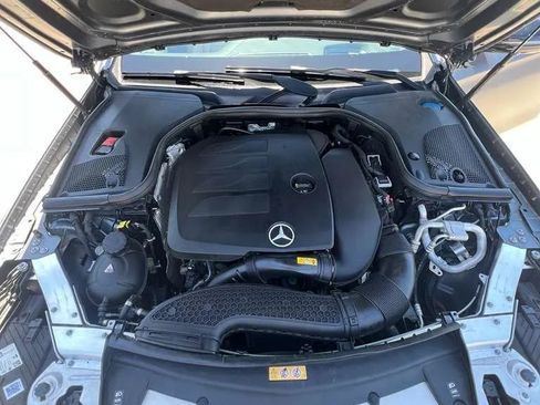 Used 2022 Mercedes-Benz E 350 Sedan image 38