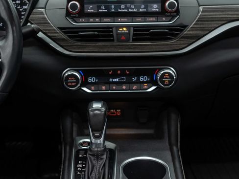 Used 2019 Nissan Altima 2.5 SL FWD image 22