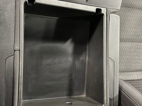 Used 2025 Chevrolet Silverado 3500 LT w/ Convenience Package image 30