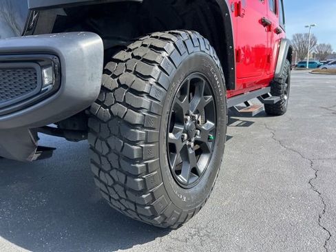 Used 2022 Jeep Wrangler Unlimited Sport image 12