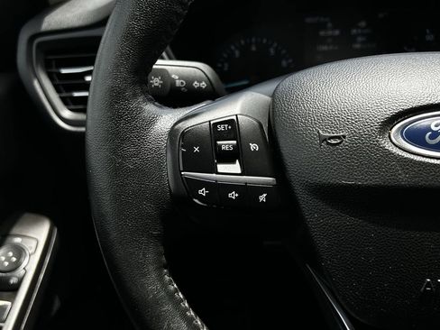 Used 2020 Ford Escape SEL FWD image 16