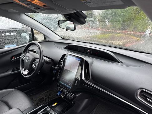 Used 2020 Toyota Prius Prime XLE FWD image 10