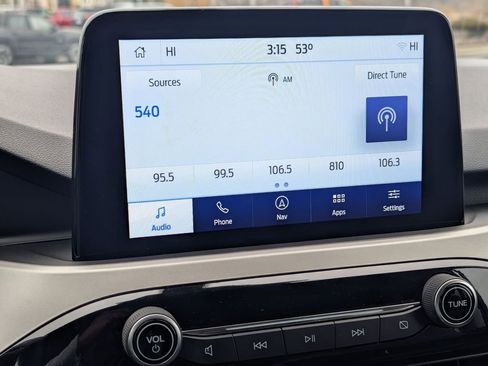 Used 2022 Ford Escape SEL image 18