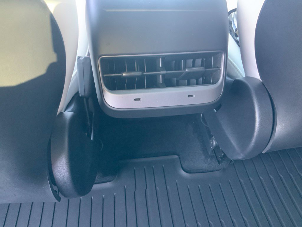 Used 2022 Tesla Model Y Performance AWD/4WD image 17