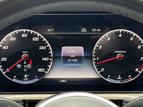 Used 2023 Mercedes-Benz G 550 image 32
