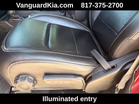 Used 2021 Jeep Wrangler Unlimited Sahara w/ Cold Weather Group AWD/4WD image 15