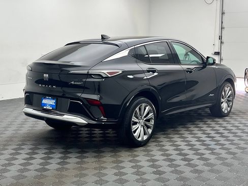 Used 2024 Buick Envista Avenir FWD image 9