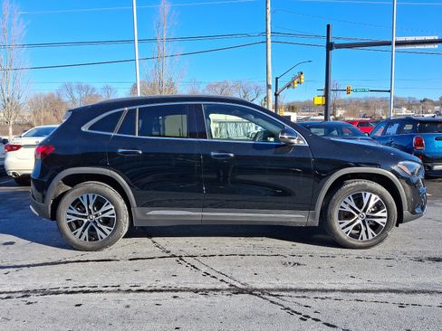 New 2025 Mercedes-Benz GLA 250 4MATIC image 7