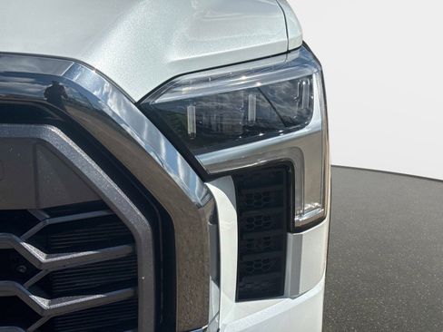 New 2026 Toyota Tundra Limited AWD/4WD image 9