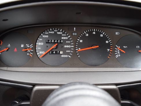 Used 1993 Porsche 968 image 32