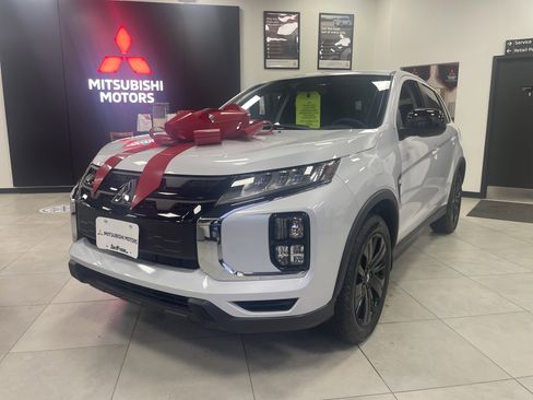 New 2025 Mitsubishi Outlander Sport LE image 1
