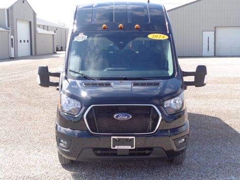Used 2024 Ford Transit 350 XLT RWD image 3