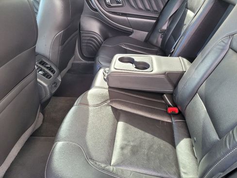 Used 2016 Ford Taurus SEL FWD image 36