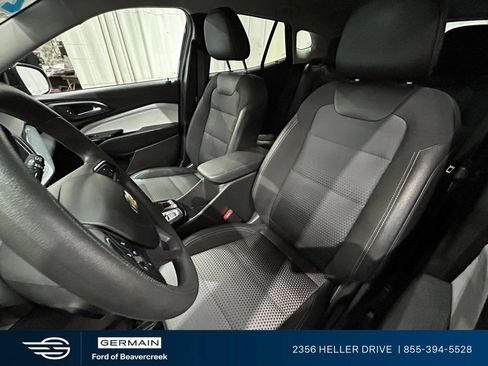 Used 2025 Chevrolet Trax LT FWD image 24