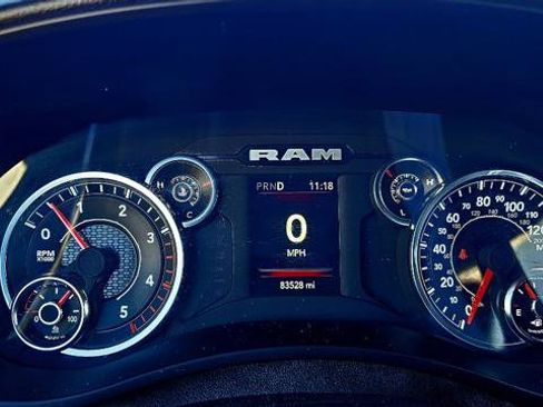 Used 2024 RAM 2500 Big Horn w/ Off Road Package AWD/4WD image 15