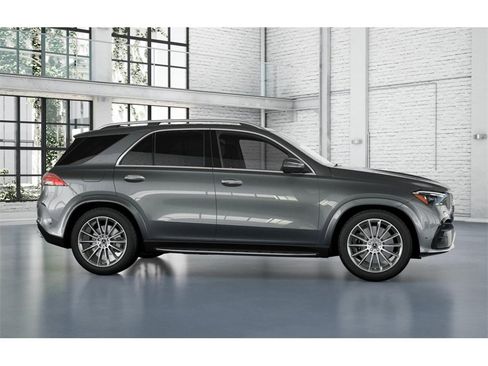 Used 2025 Mercedes-Benz GLE 450 4MATIC image 15